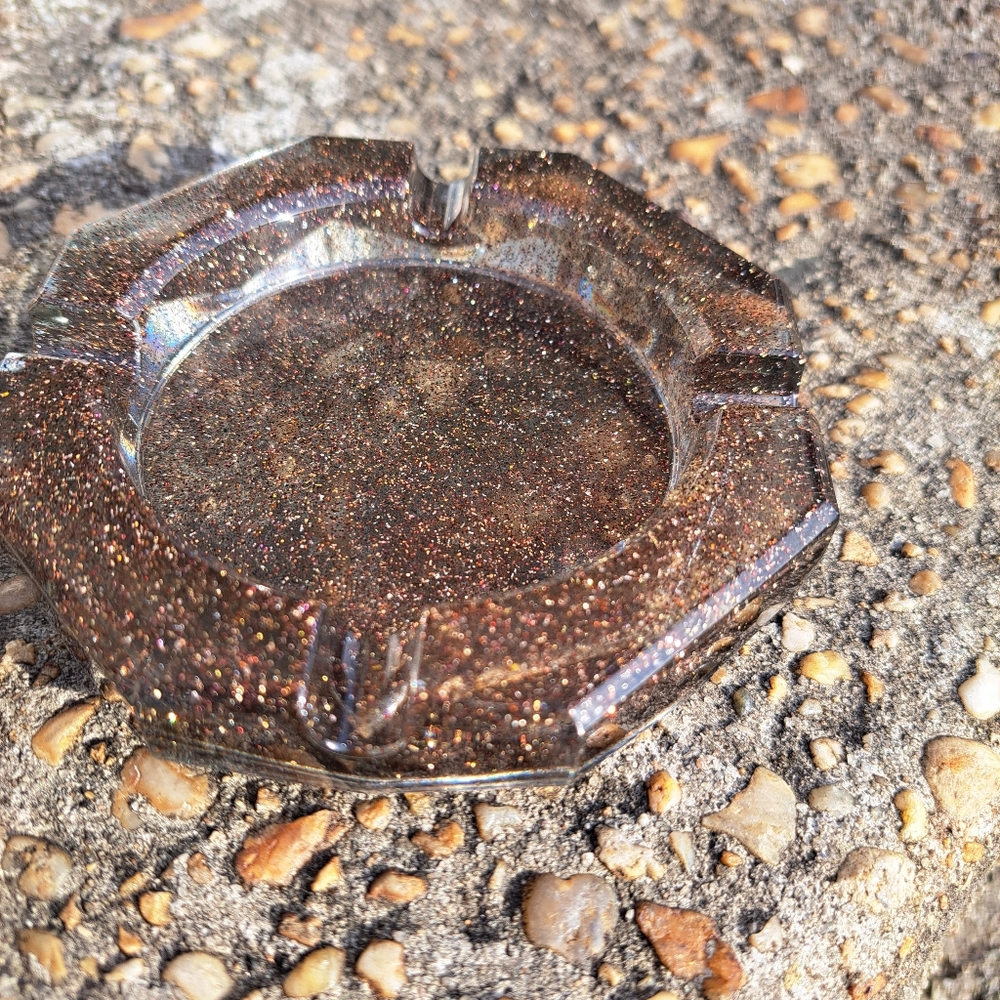Ashtray - Picture 3 of 4